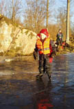 Isak p� skridsko.